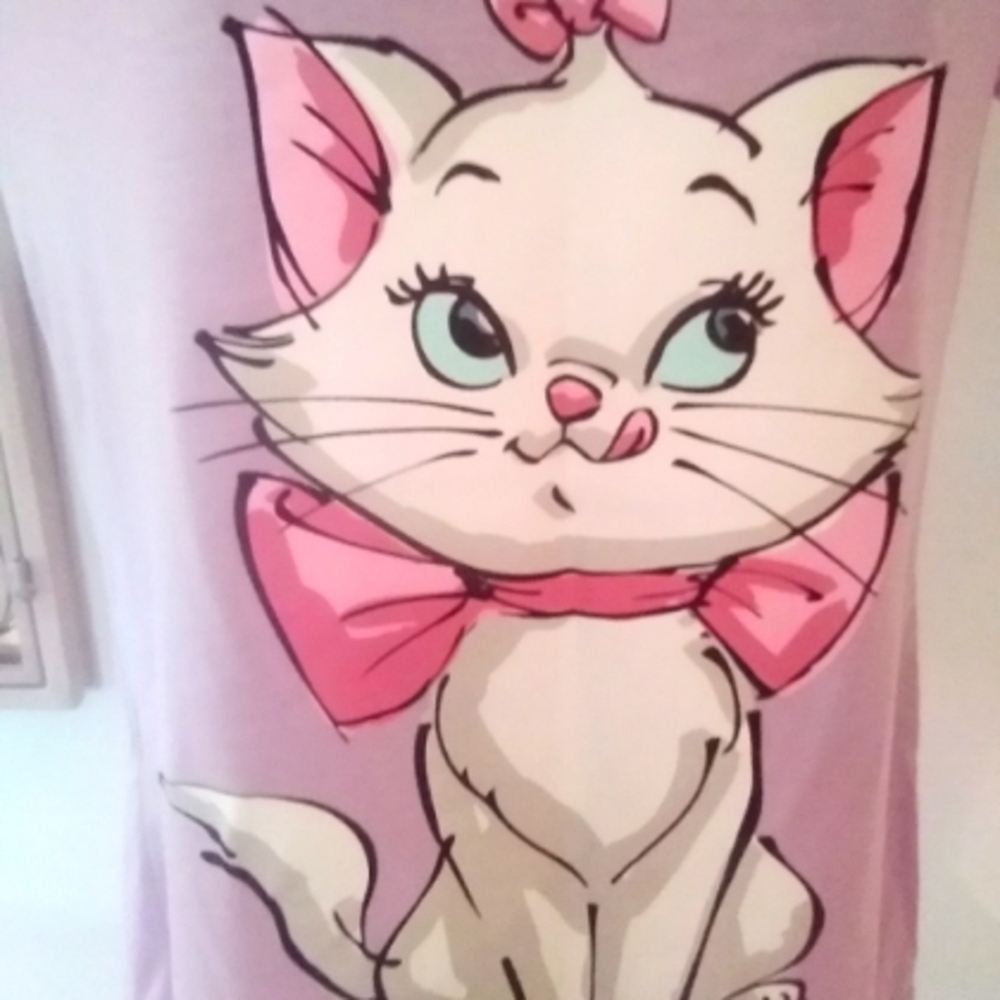 Aristocats v neck